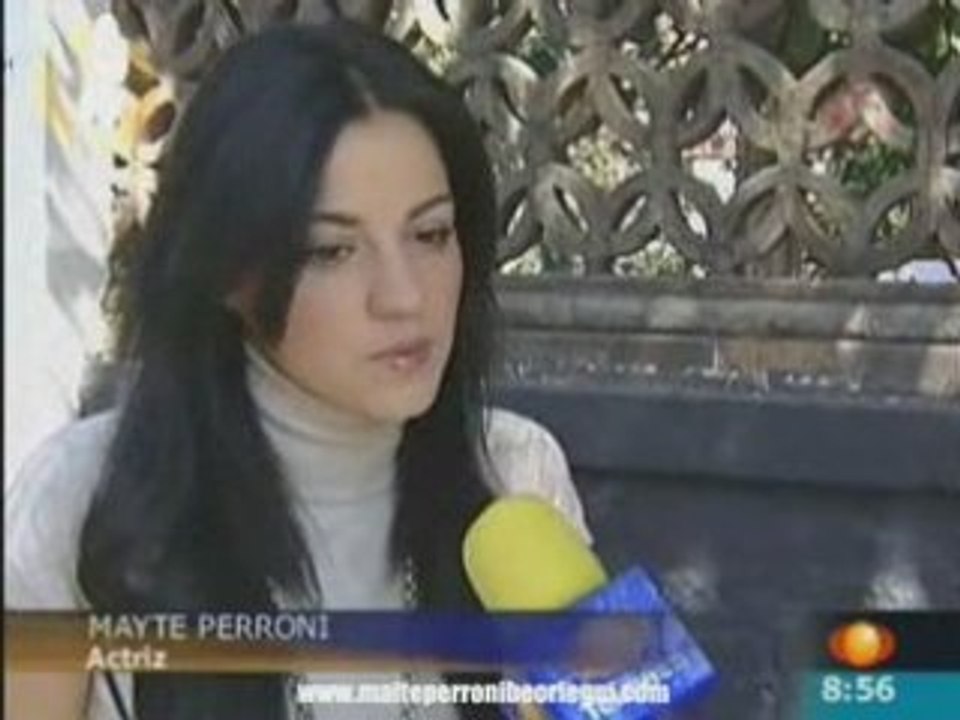 Maite Perroni convive con personas invidentes (1N)