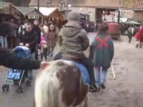 et maintenant à cheval...