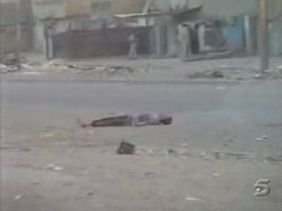 Iraqi_soldier_with_rocket_launcher_gets_taken_down