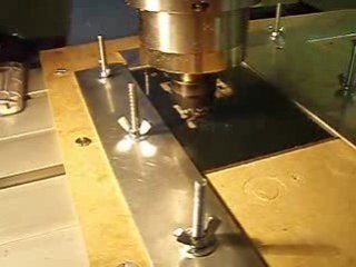 Gravure d'un CI sur fraiseuse à commande numéri