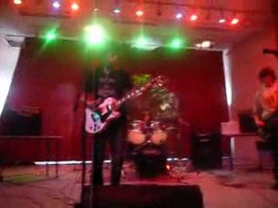 The Black Trees - Love is kind of bad aventures (TELETHON)