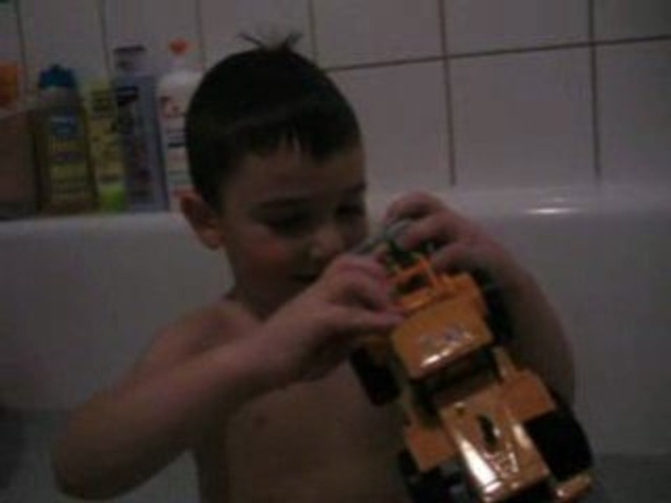 MON BEBE DAMOUR KI CHANTE