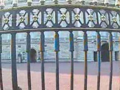 [Uk] Londres 1.5 - Bugingam Palace - 22-11-08, 11h44