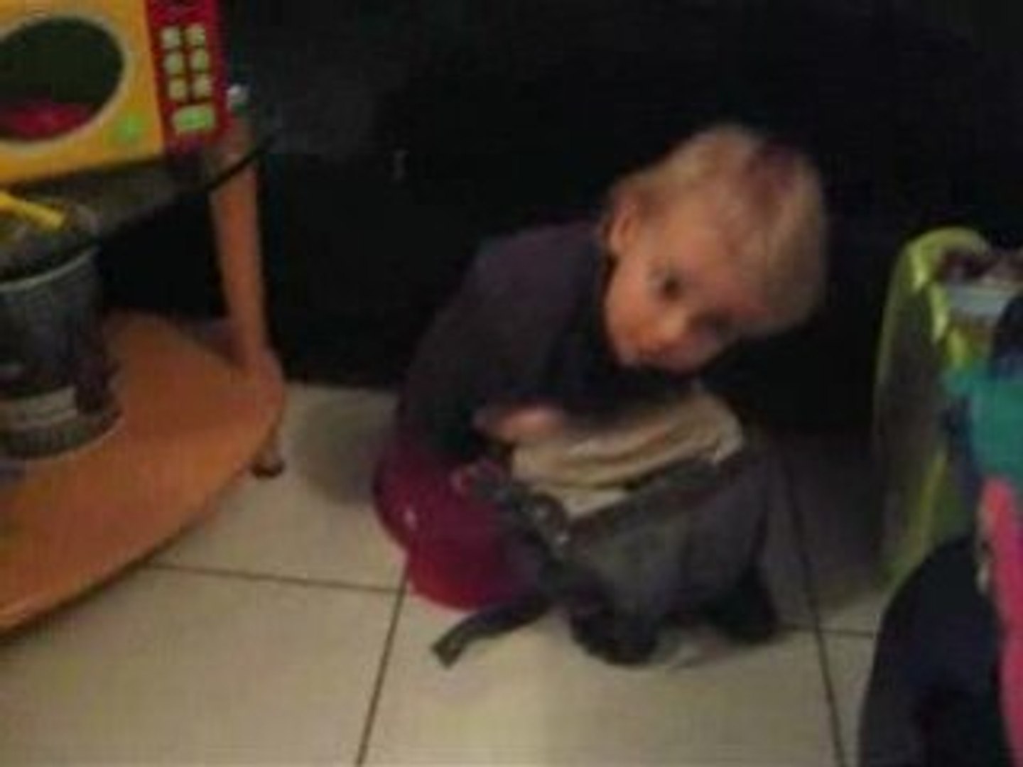 Pipi Sur Le Pot Video Dailymotion