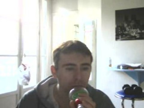 Wiwi égratigne Paris paradis