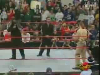 Muhammad Hassan & Daivari assaulted Shawn Michaels