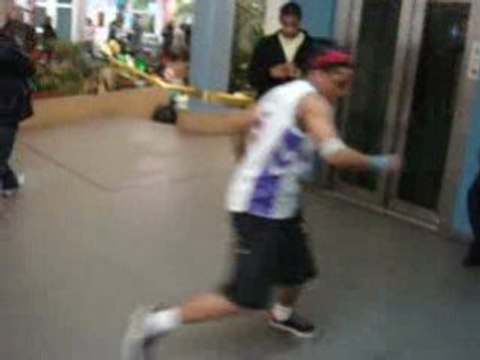 bboy Rori [genkidama crew] casa 2008 lol