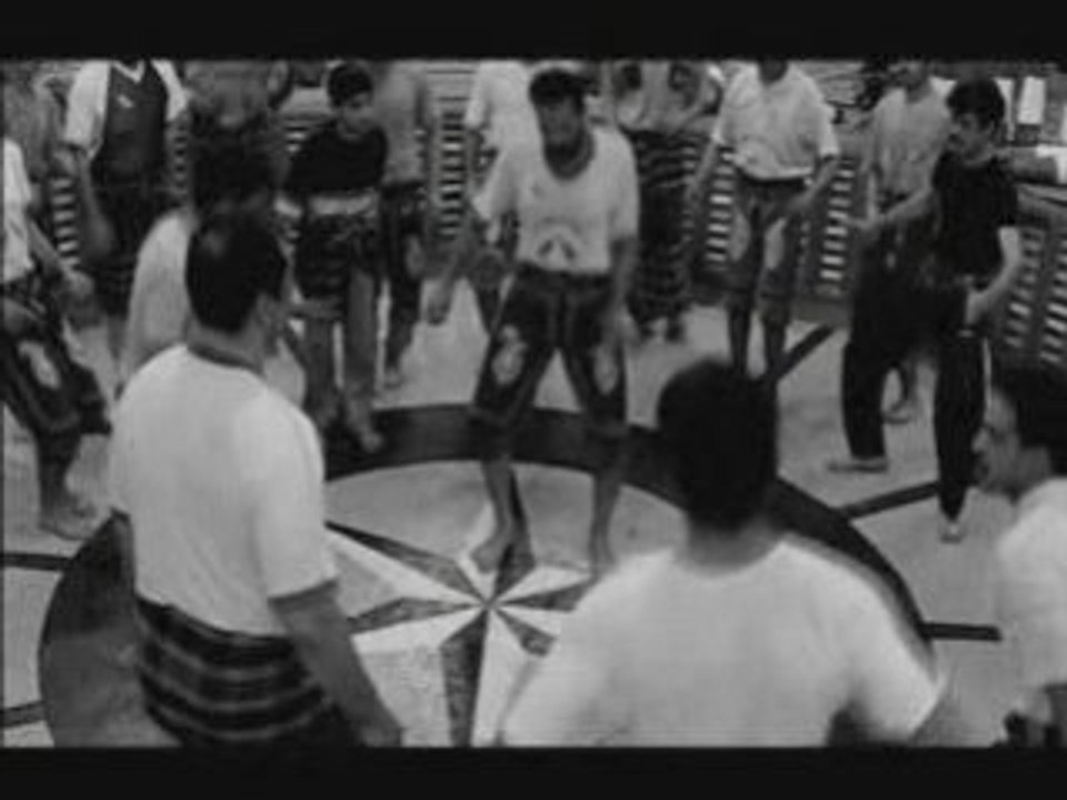 IRAN/zourkhaneh (version commentée)
