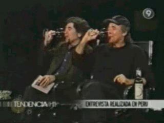Joaquin Sabina vs Serrat :: La Pirateria