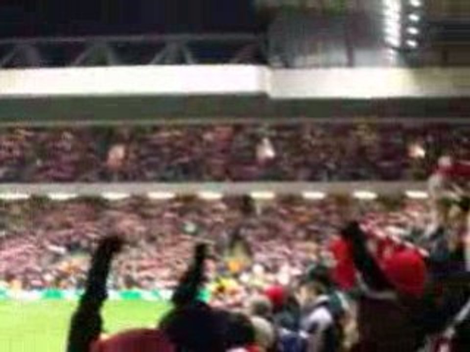 Hymne liverpool you'll never walk pendant westham 2008