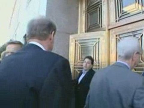 Deal close on US car-makers bailout