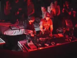 081206 Q. Mosimann et Hot Vocation au Metropolis Paris 03