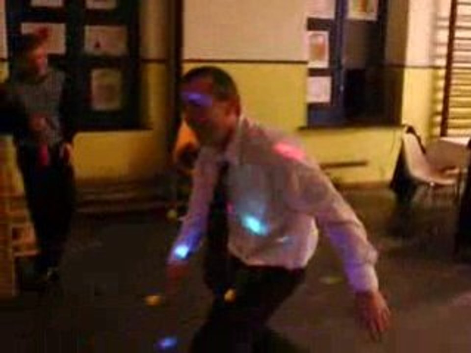 y a pas d'âge pour la techtnonic