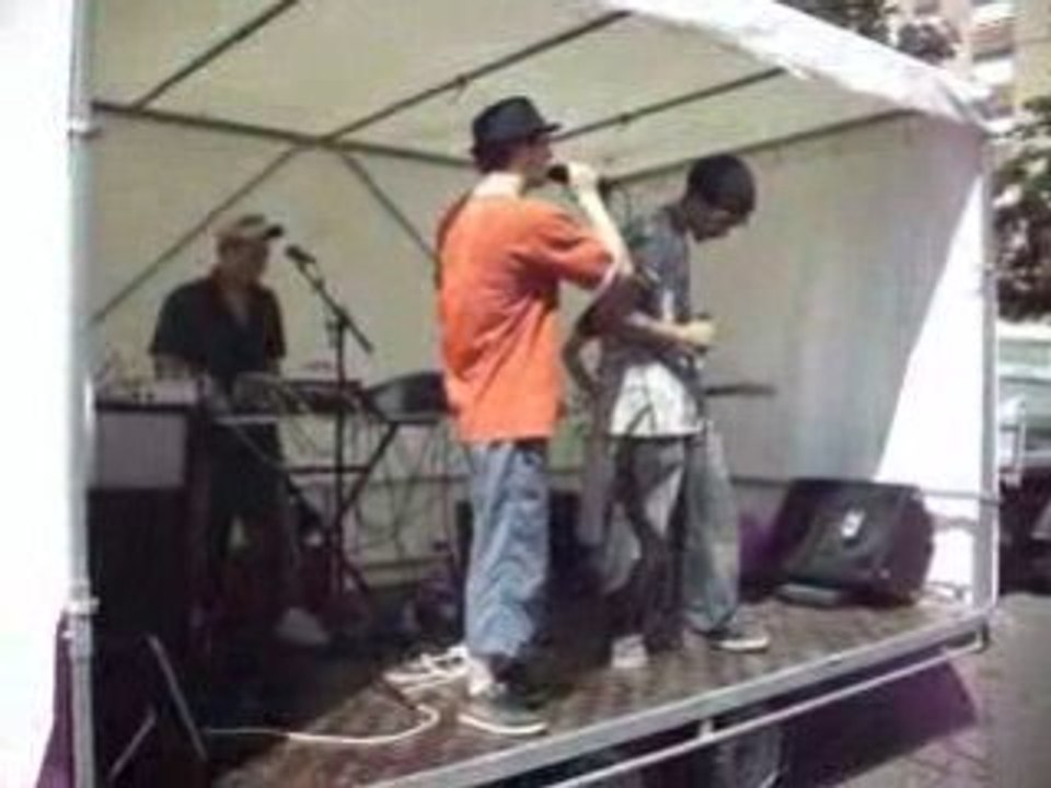 lezionsound tournée des quartiers Miramas été 2008