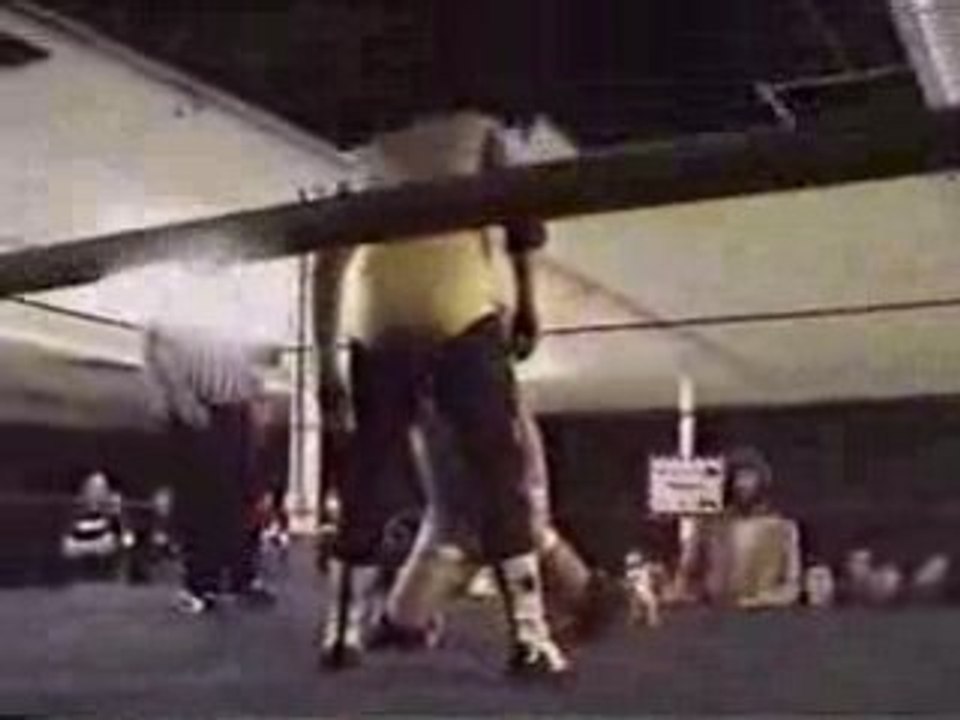 Dan Lawrence vs. Hunter Matthews