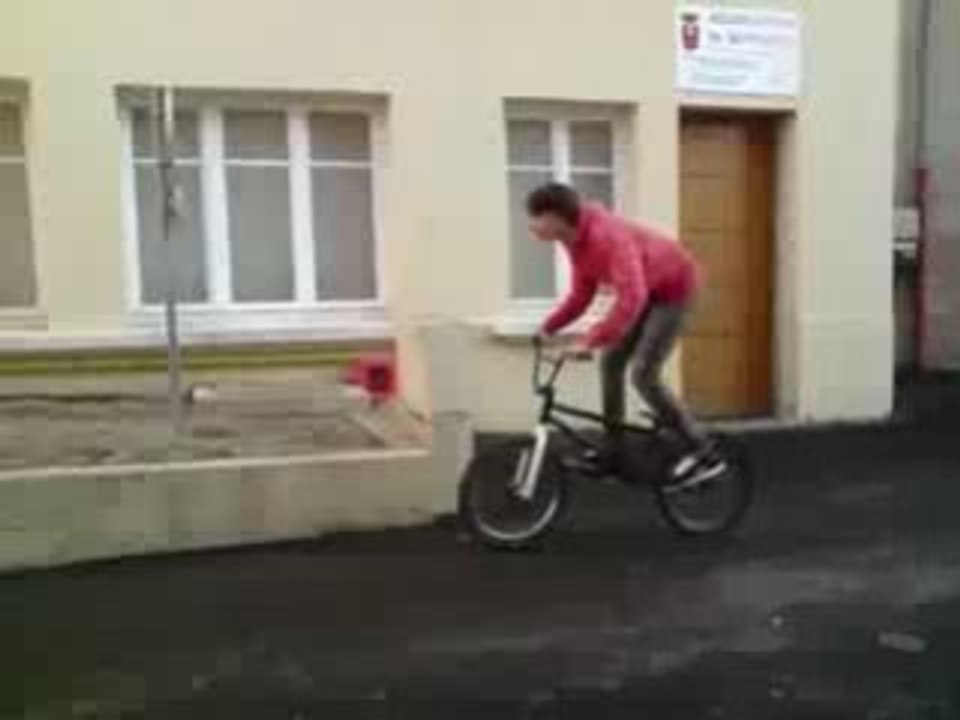 feeble to bus