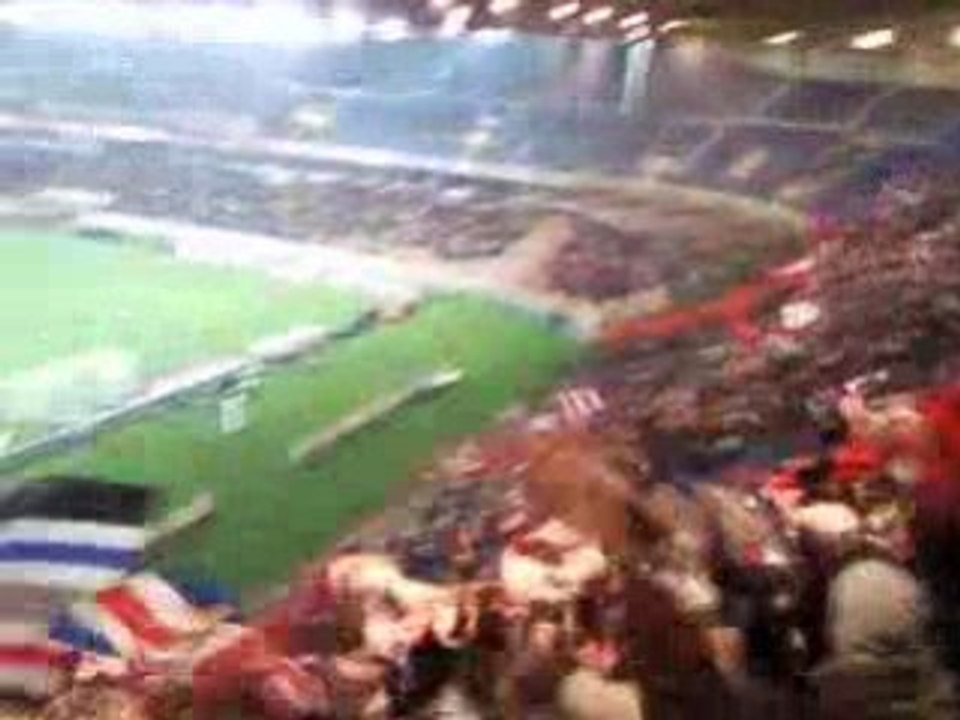 Grosse Ambiance apres le 1er but PSG-LE MANS