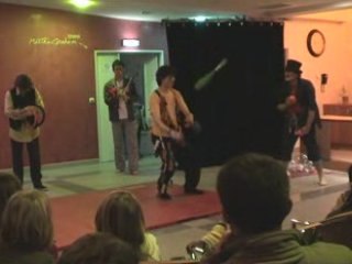 Spectacle Jongle Attaque