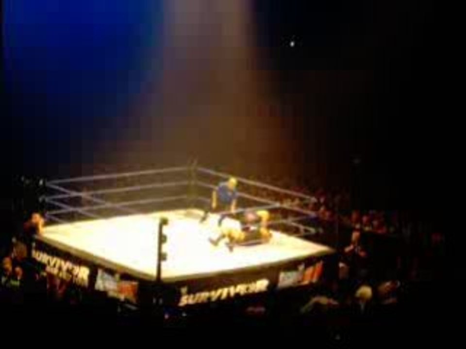The Undertaker Vs The Big Show (No DQ Match) 05