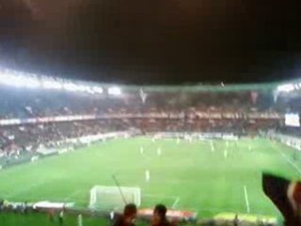 Psg-Muc72 Allez Allez Le Paris-sg Après 3ème but