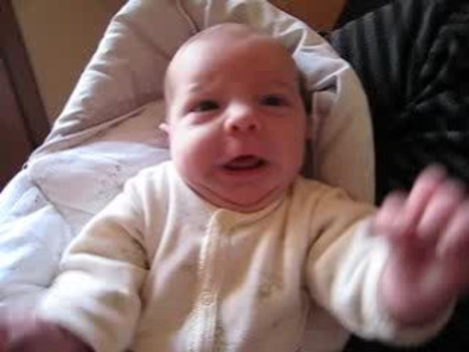 08 12 2008 - Corentin - 3 semaines