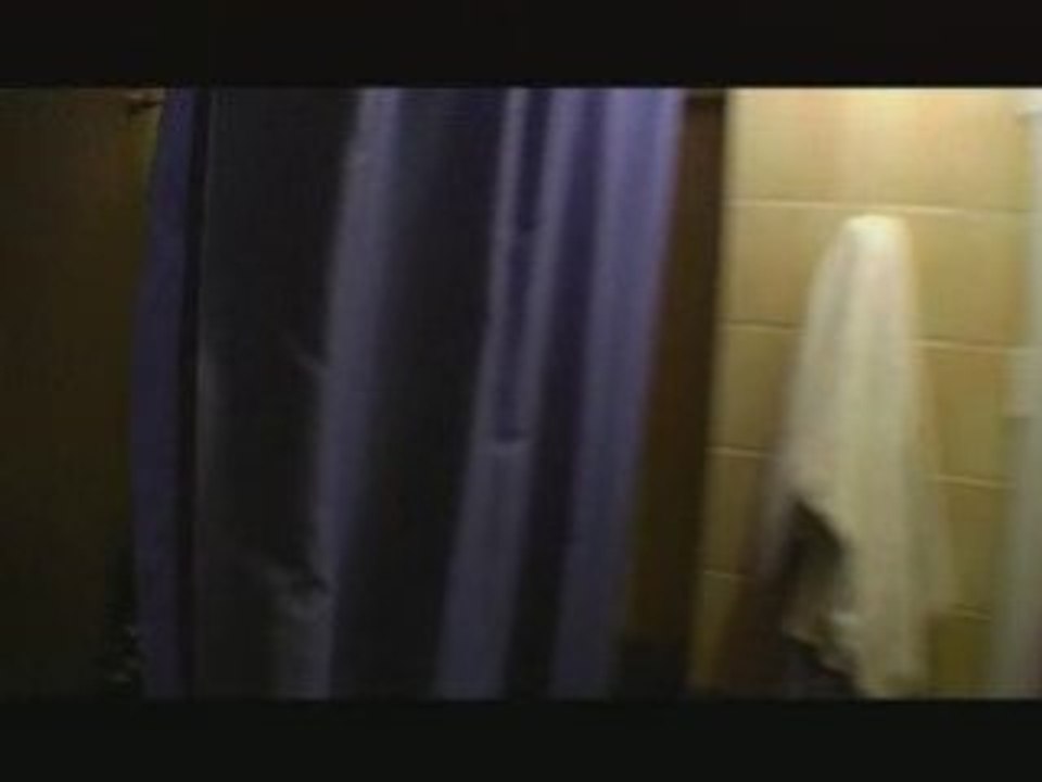 Basement - Long Take experiment | emptyfilm | 2004