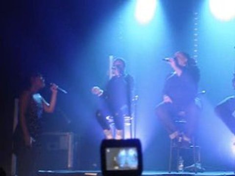 Amel bent - Tu N'es Plus Là ( Choeurs )