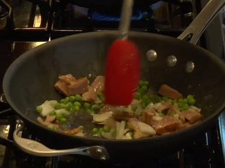 Creamy Bowtie Pasta with Bacon & Onion