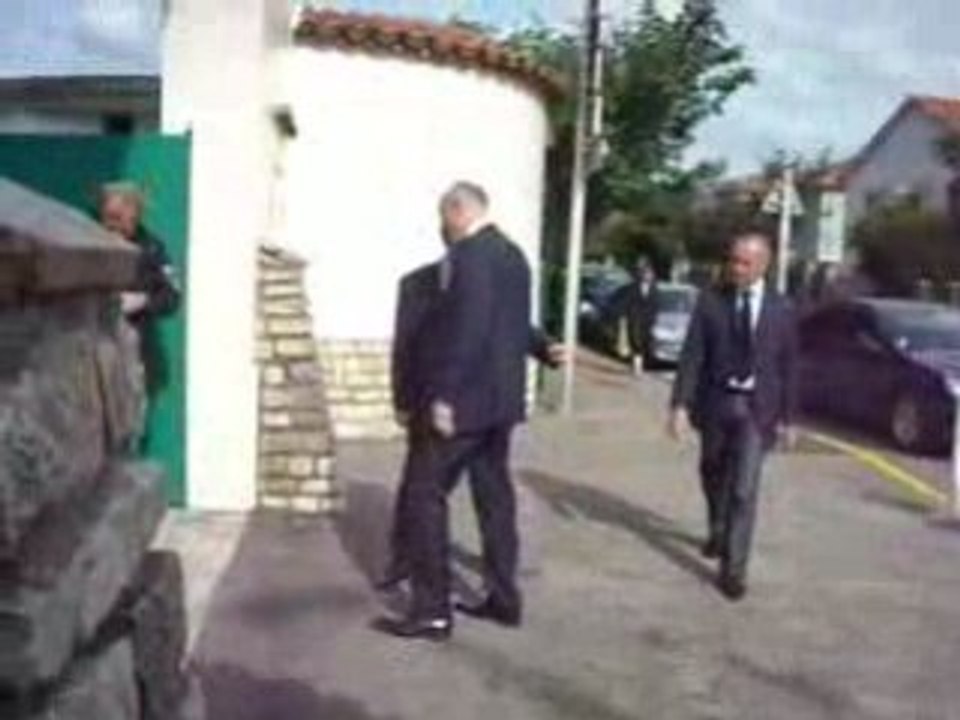 BERNARD LAPORTE A DONZERE