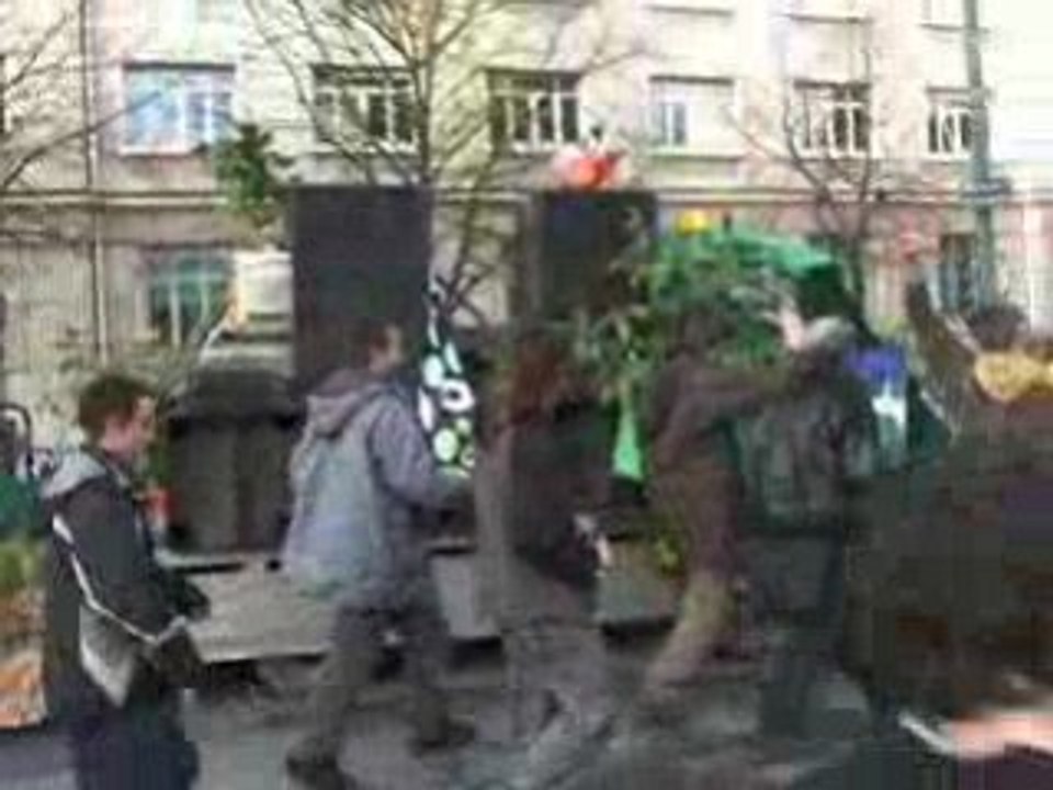 manif rennes trans off  S.O.S/CKD/Migralouest/URSS