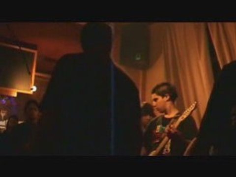 Sharas-Wake up time (live @ Barapluie d'Ecaussinnes)