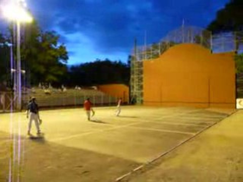 match de grand chistera en nocturne à arcachon