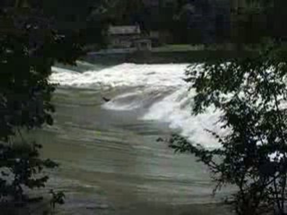 Help save big wave la malate (doubs river, besancon, france)