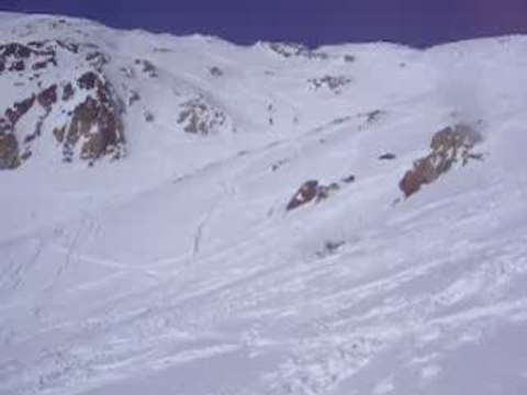 Frontflip de clem à l'alpe d'huez 2eme sortie de la saison