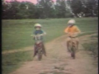 Linda Gail Lewis: Bad Motorcycle