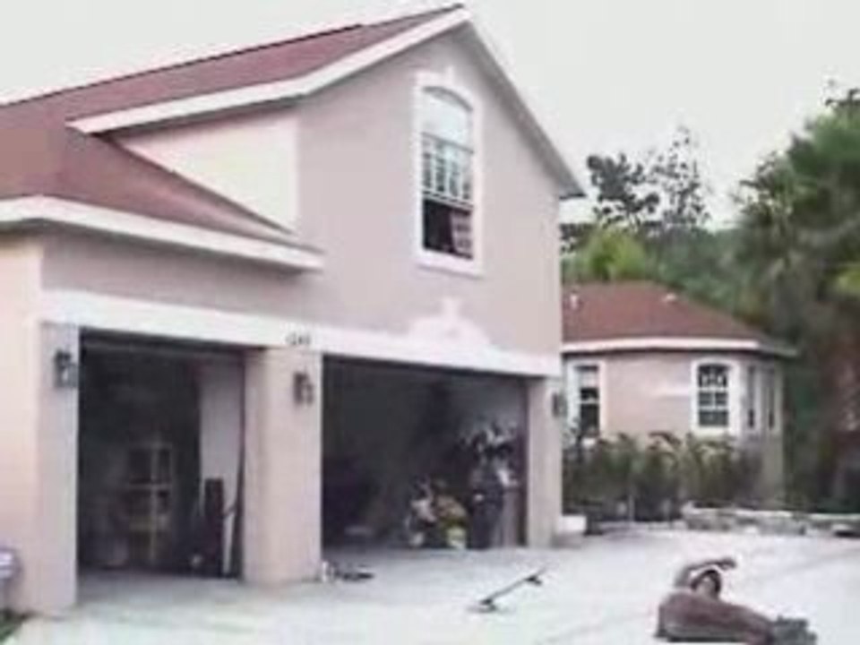 [FUNNY] REGIS Entrainement en Skate Board [Goodspeed]