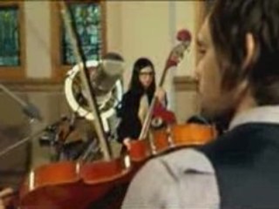 the raconteurs (old enough) avec ashley Monroe 2008