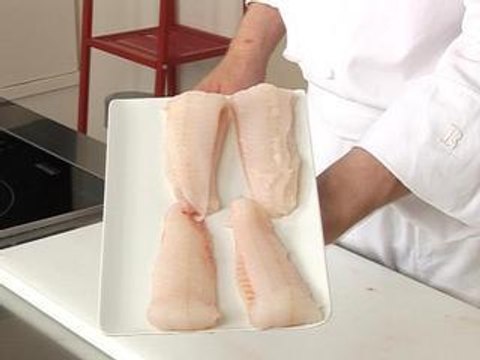 Lever les 4 filets d'une sole