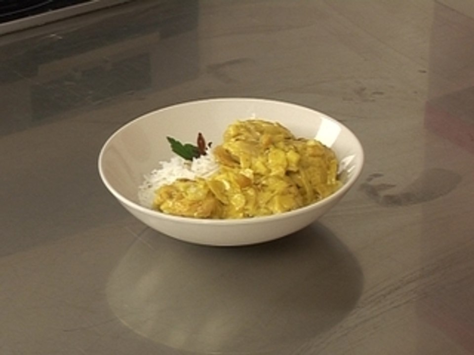 Curry de volaille minute, riz à la cardamome