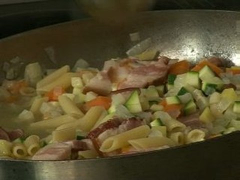Minestrone de légumes au lard fumé