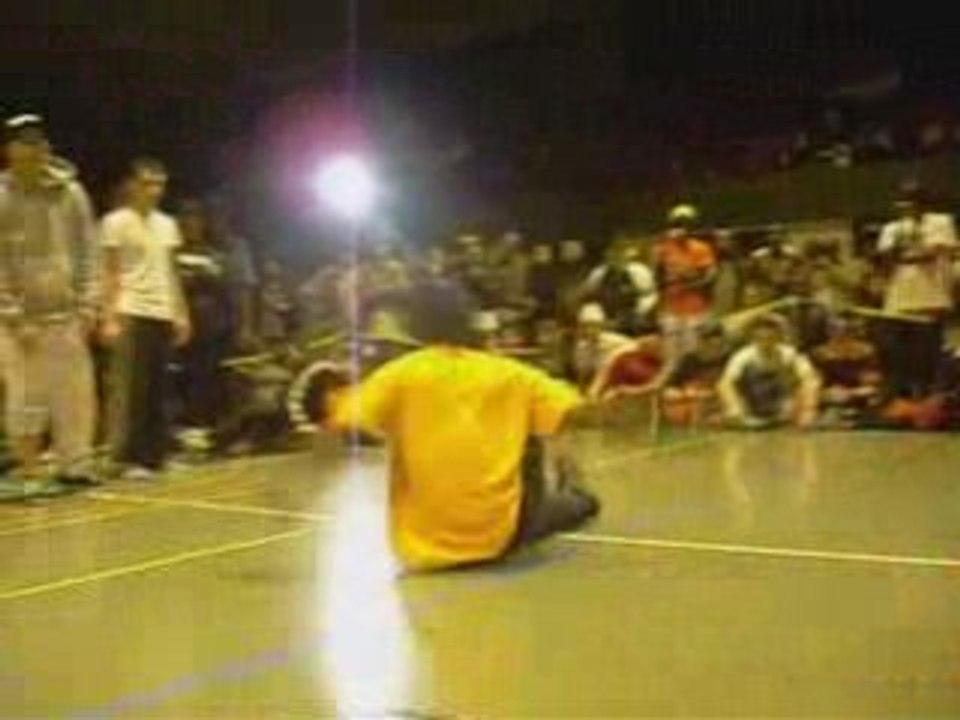 Seven 7 Crew vs Lucky strike