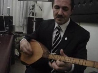 NE AĞLARSIN/BEKİR AKKAYA