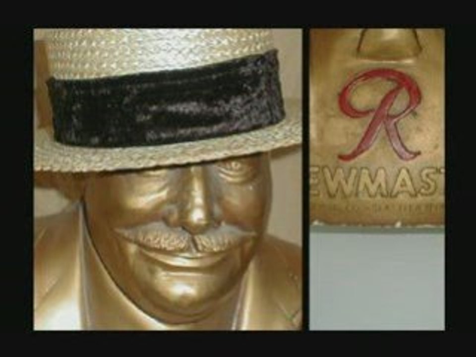 Rainier Brewmaster Beer Bust Tili Mac Handicraft RARE