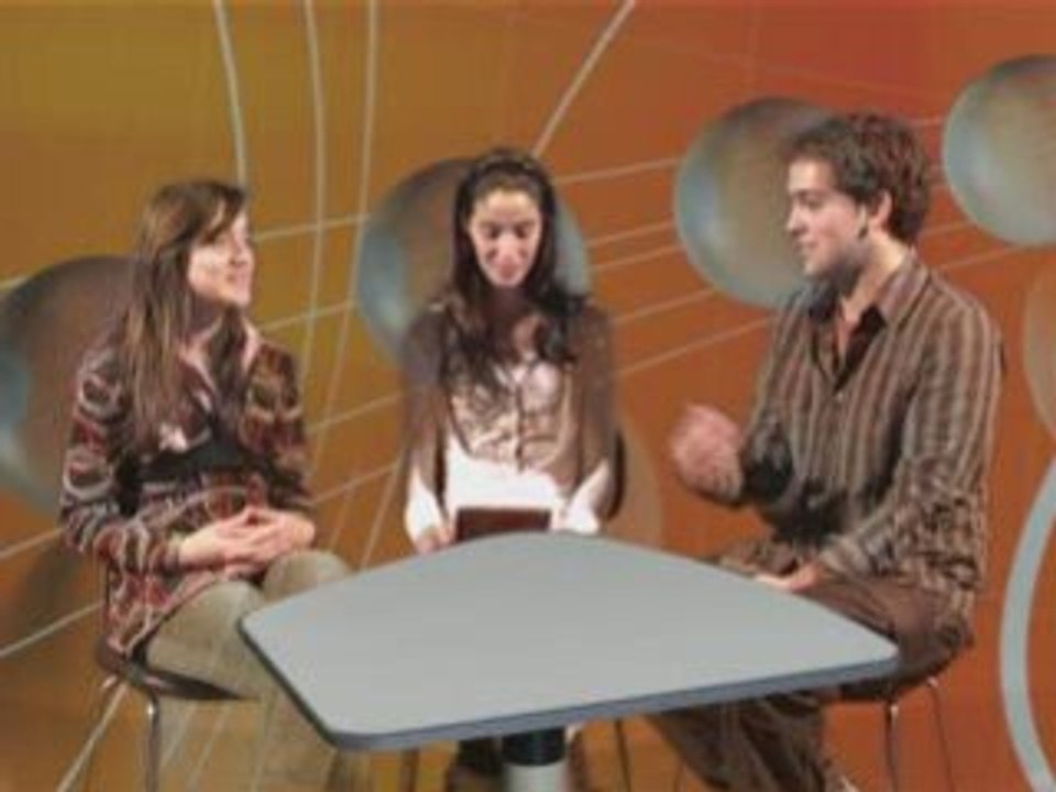 á conversa com 6
