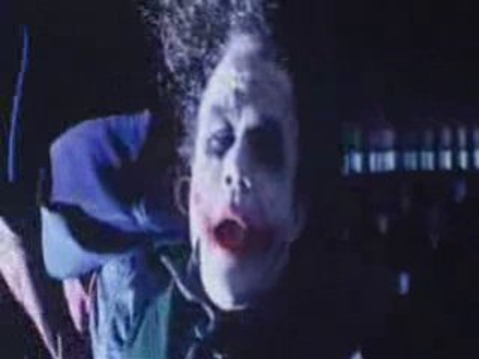The dark knight la fin du joker (english)