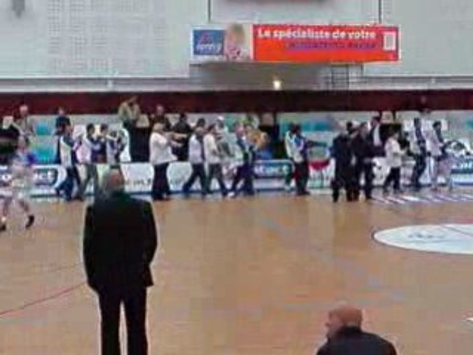V251008_19.43
