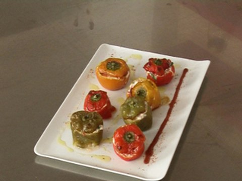 Mini poivrons froids farcis aux piquillos