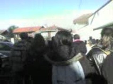 Manifestation dans vic anti-loi darcos des lycéens!!