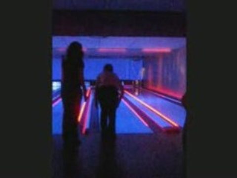 Regis fait du bowling