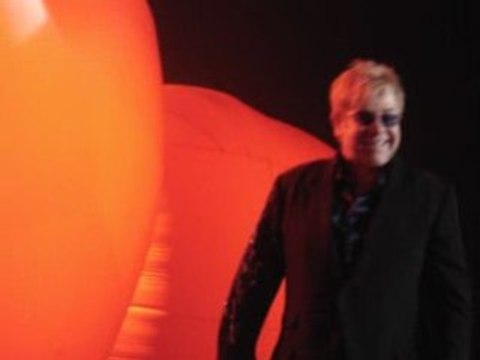 Elton John Red Piano Thank You Paris 09 12 08